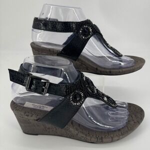 Simply Vera Vera Wang Cecil Black Beaded Wedge Sandals Womens 7.5 M Jewel Thong